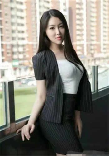 清冷美人沦落日常民间小说