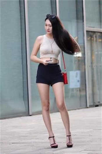 巨蟒少年林逸txt下载