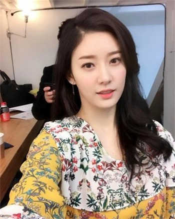 和黑人交换老婆的故事