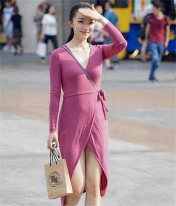 迪丽热巴穿v字服