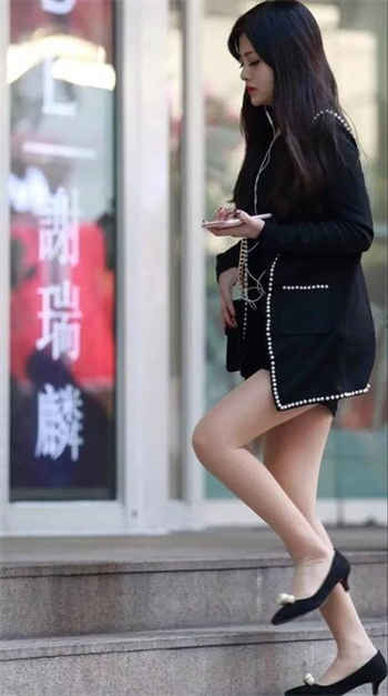 锦州唐一涵照片
