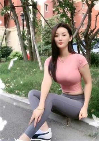 《初恋》by它似蜜