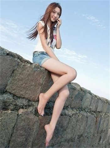 快手十大女网红照片