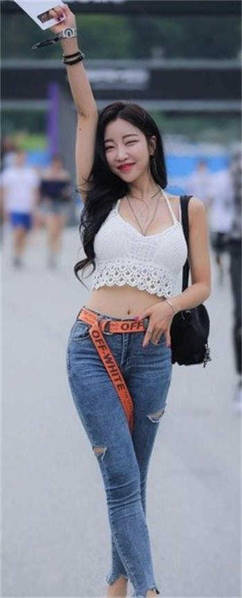 成年男子的秘密花园