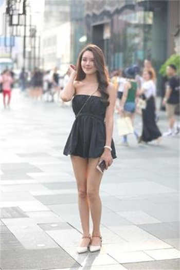 教师朱婉清